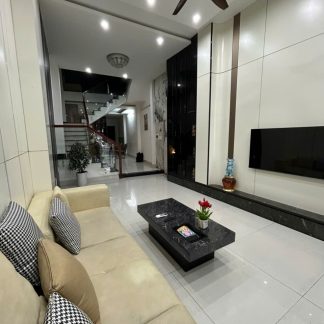 Nhà nguyên căn mặt tiền Trưng Nữ Vương