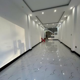 Nhà mặt tiền Nguyễn Tri Phương giao Nguyễn Văn Linh