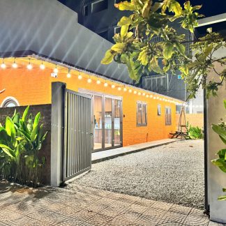 Nhà gần biển Phạm Văn Đồng, Sơn Trà